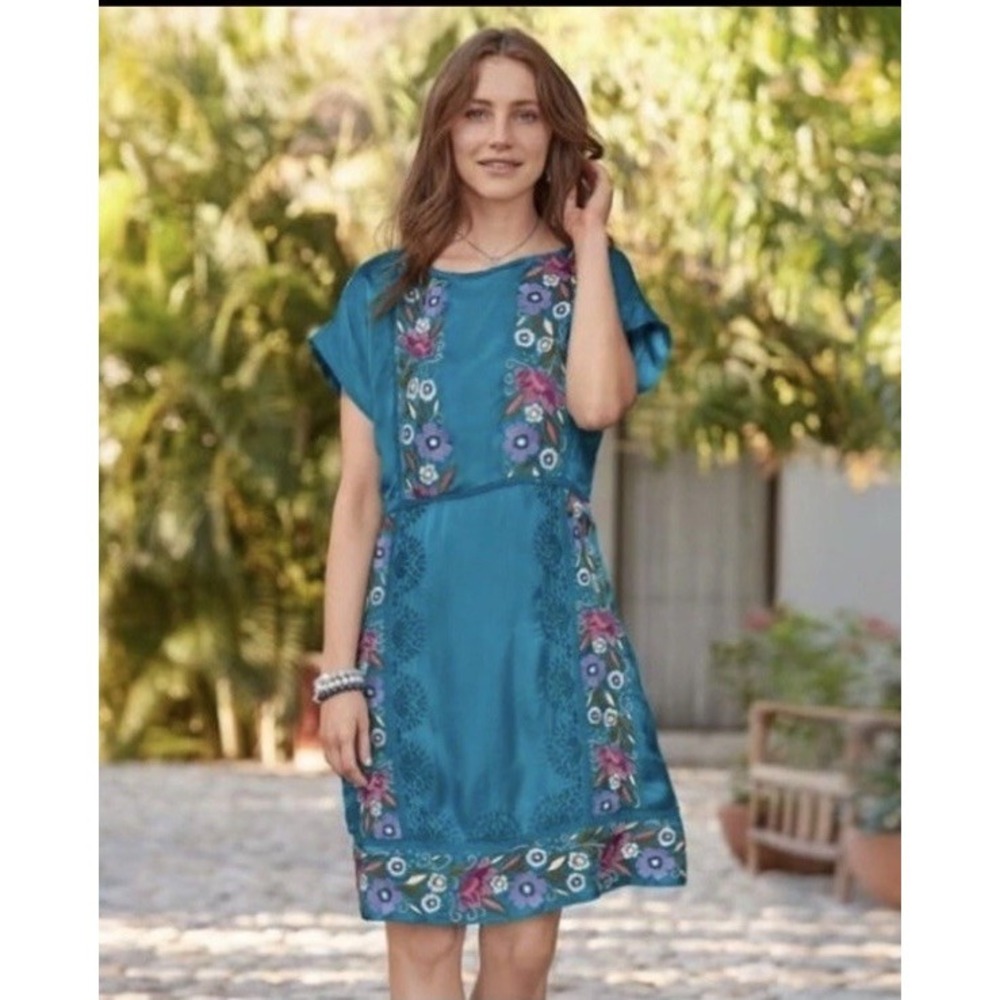 Sundance Catalog Malika Crinkle Embroidered Floral Lace Blue Dress‎ Size XS